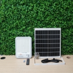 Đèn Pha Năng Lượng Mặt Trời ORIANA DB-8200 (200W)