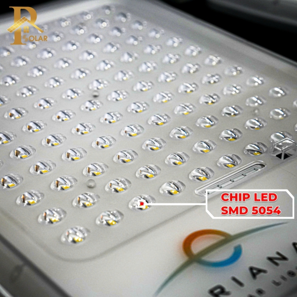 Đèn Pha Năng Lượng Mặt Trời ORIANA DB-8500 (500W)
