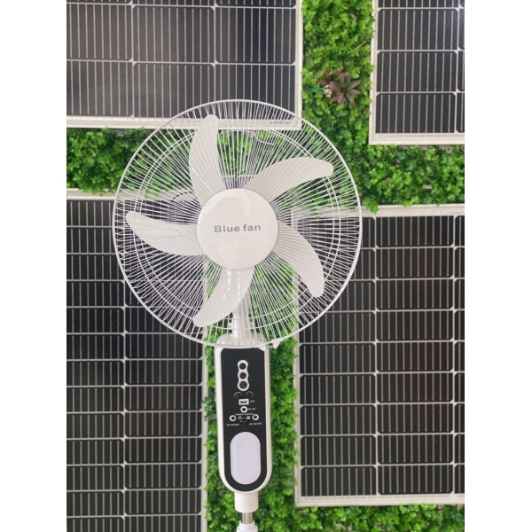 Quạt Năng Lượng Mặt Trời Blue Fan (20W)
