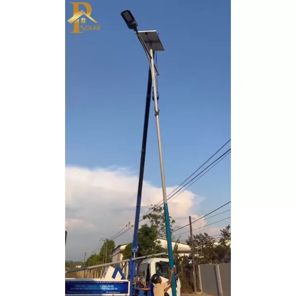 Đèn Đường Năng Lượng Mặt Trời ORIANA DB02-3 (60W)