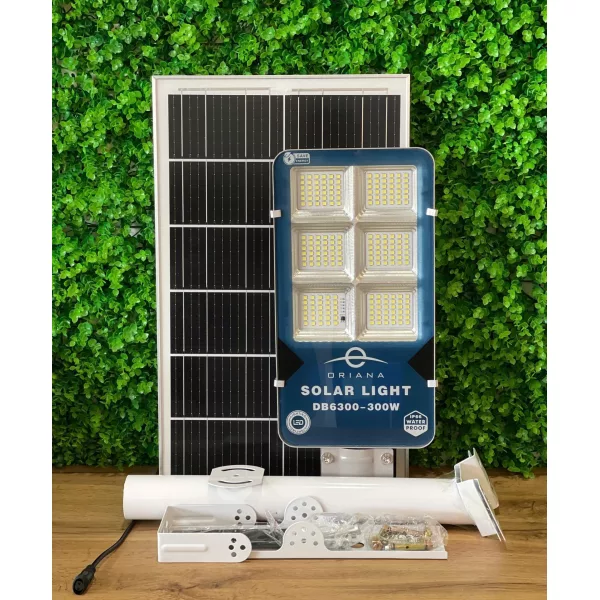 Đèn Đường Năng Lượng Mặt Trời ORIANA DB6300 (300W)