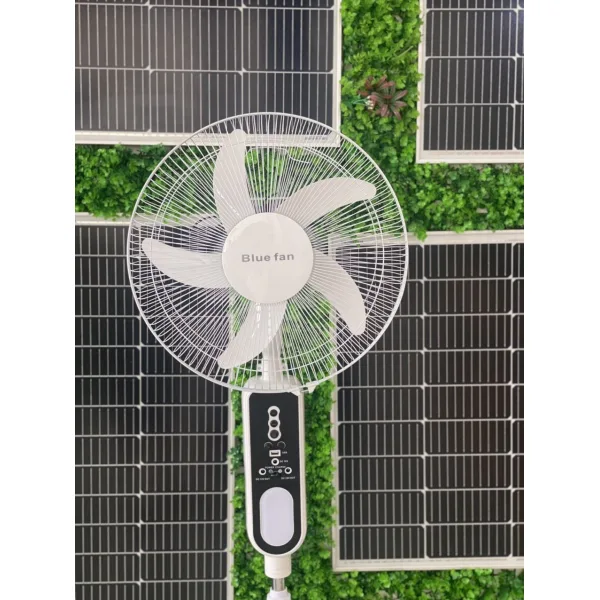 Quạt Năng Lượng Mặt Trời Blue Fan (20W)