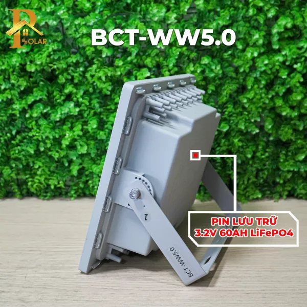 Đèn Pha Năng Lượng Mặt Trời BLUE CARBON BCT-WW5.0 (400W) - Tấm pin MONO