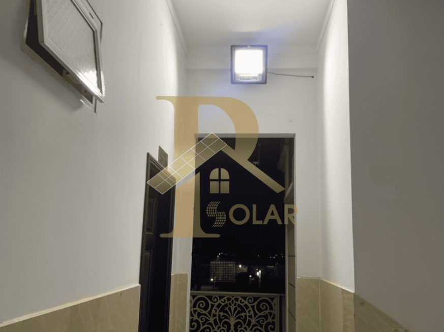 Lắp đặt đèn năng lượng mặt trời tại nhà nghỉ Thu Hiền