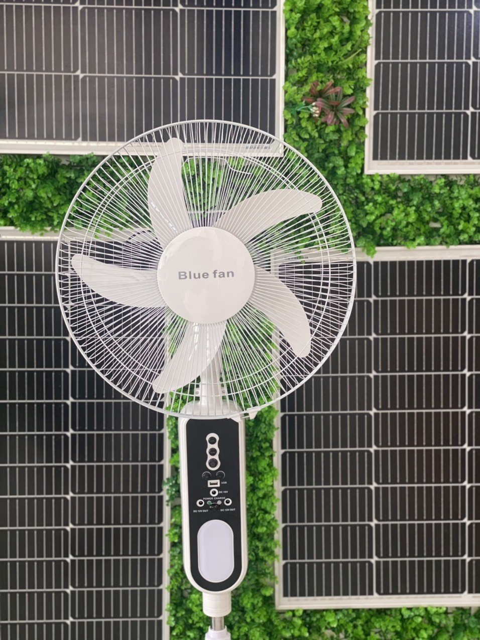 Quạt Năng Lượng Mặt Trời Blue Fan (20W)